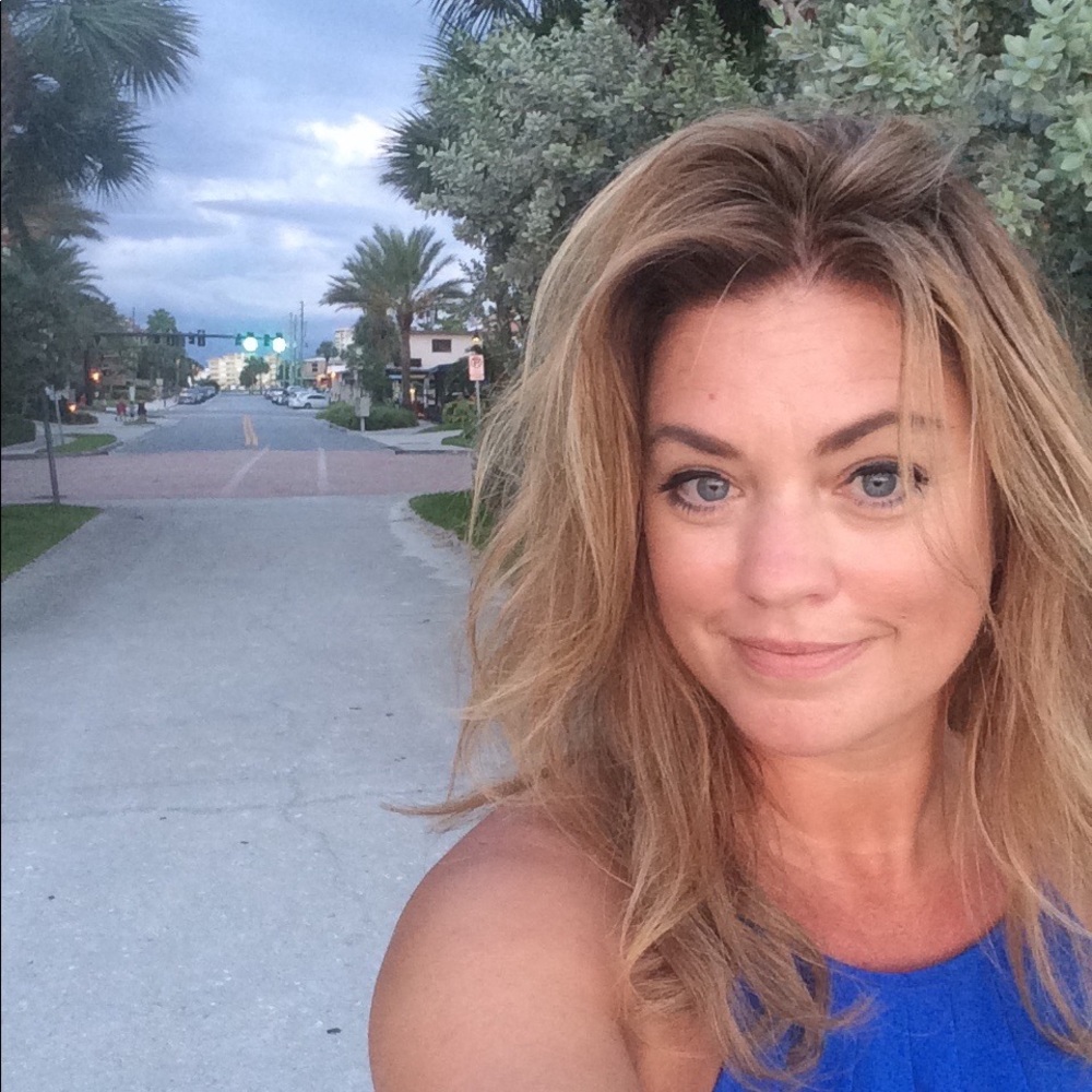 Meet your Posher, Cristine